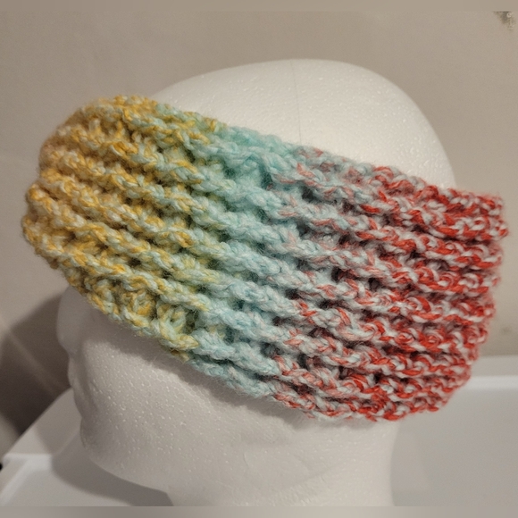Hand Crafted Crochet Twist Earwarmer Multiple Color - Picture 4 of 5